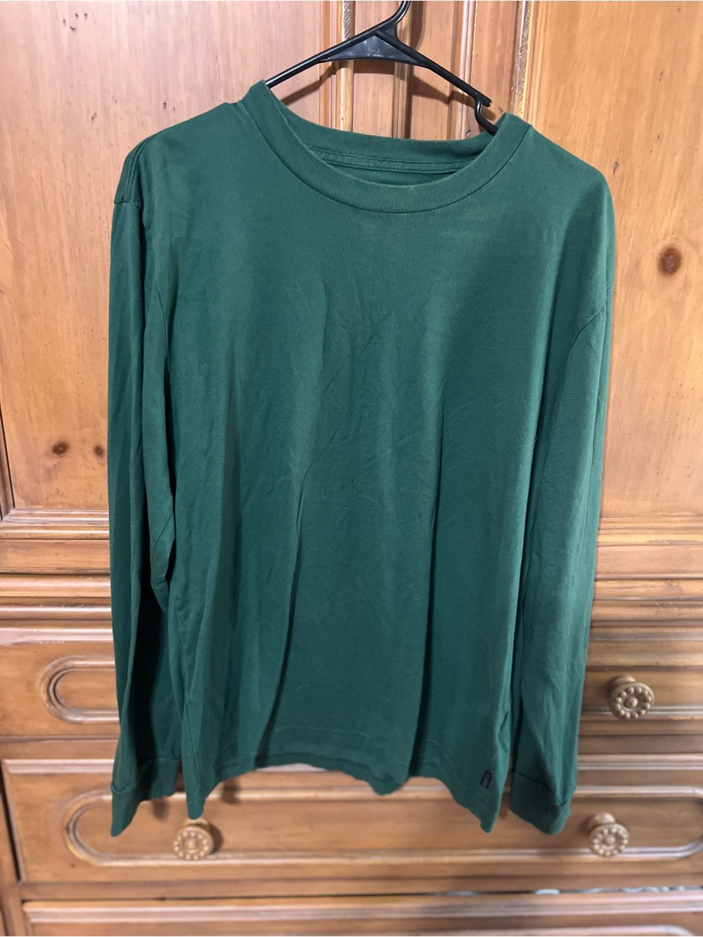 Hollister Men's Long-Sleeve Crewneck Shirt - Dark Green